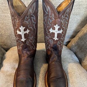 Tony Lama TC1102L Womens Brown Leather Cowboy Boots with Cross Design Size 6.5